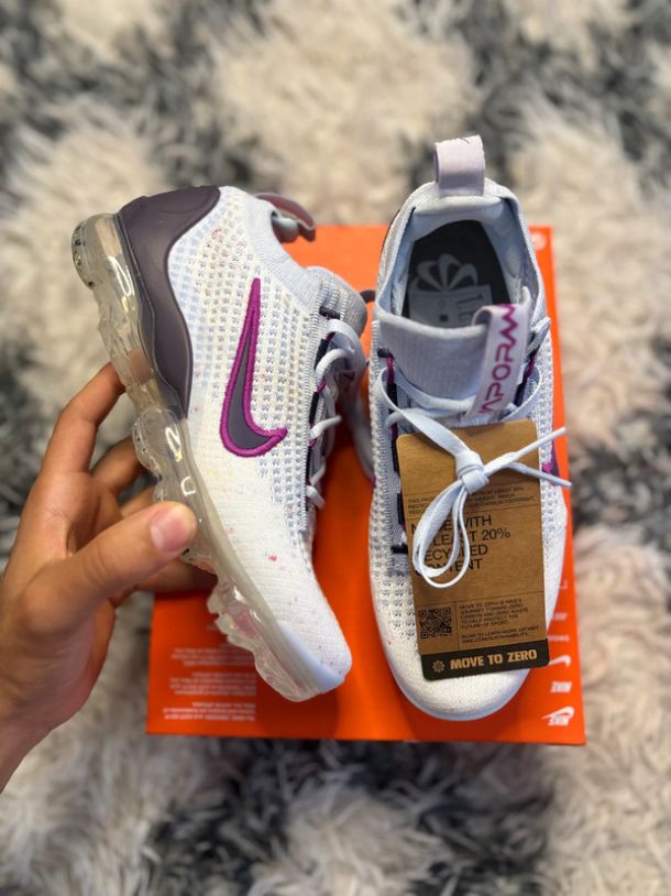 Nike Air VaporMax 2021 FK GS White / Dark Raisin (36 EU)