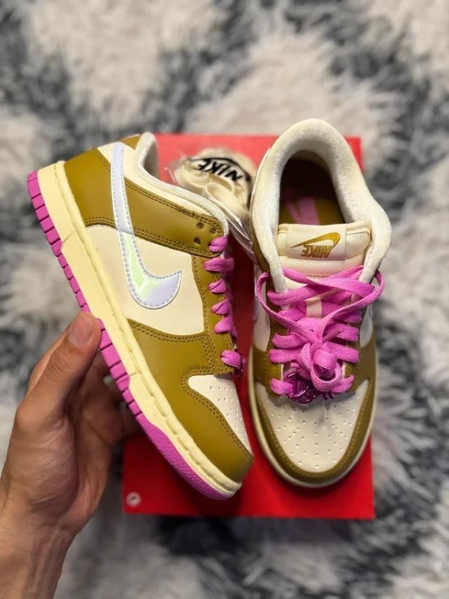 Nike Dunk Low SE 